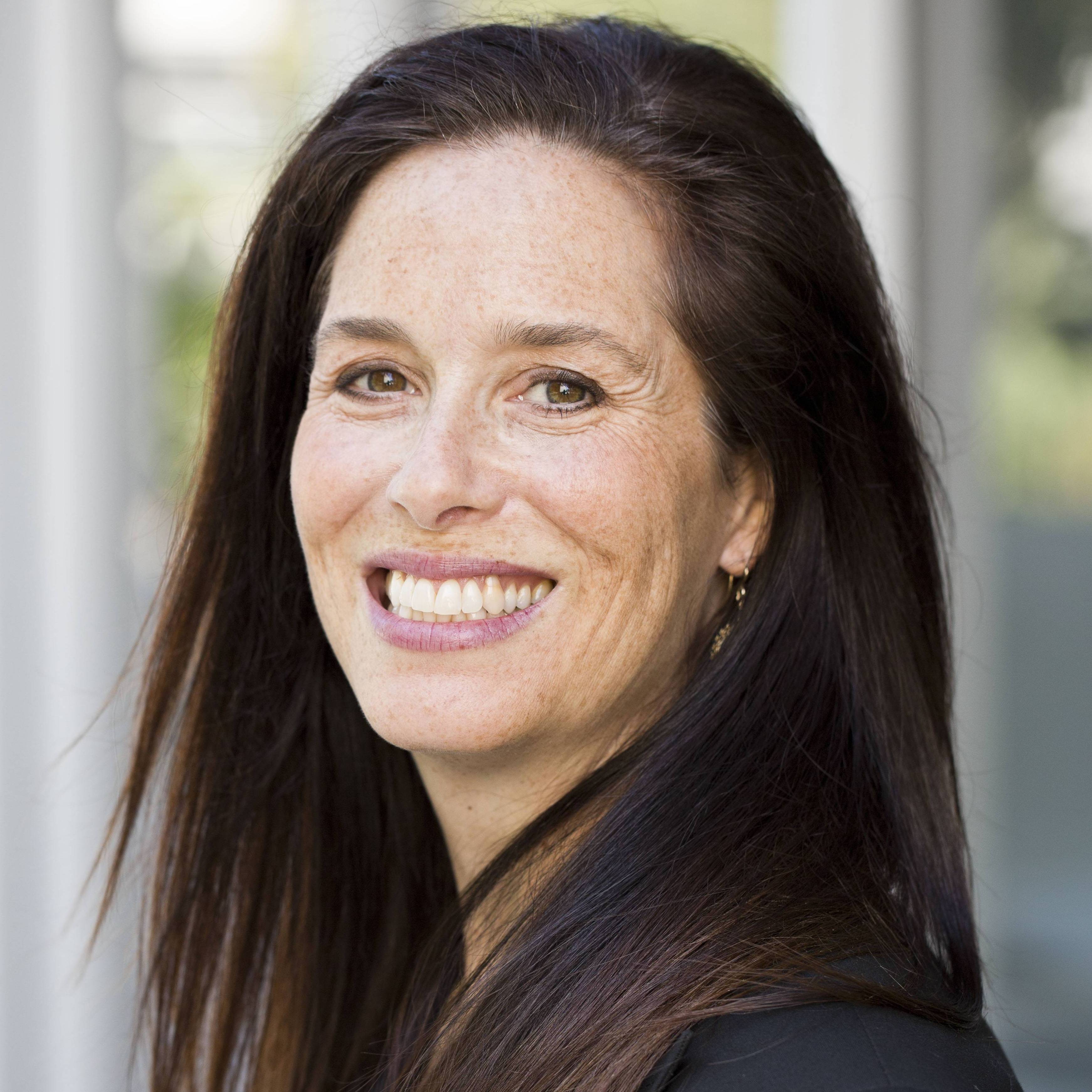 Elise Pearlstein