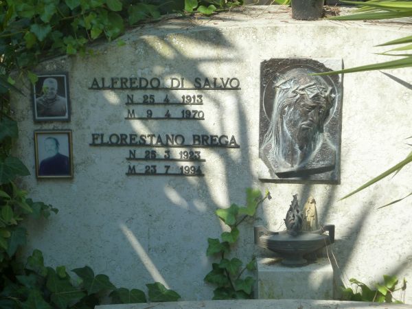 Mario Brega