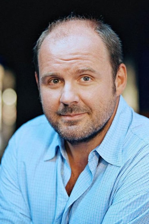 Dallas Roberts